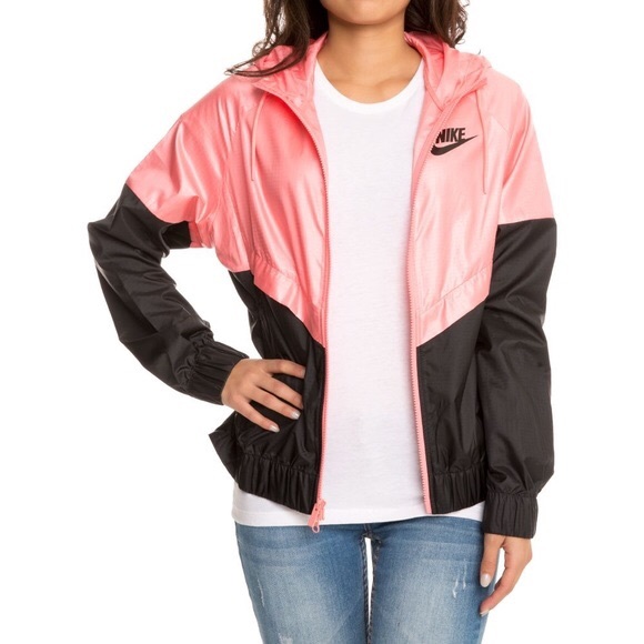 Nike Jackets & Blazers - NWOT NIKE Windrunner Jacket